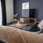 - Le Châtaignier *