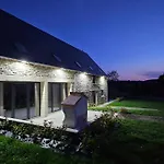 - Le Châtaignier *